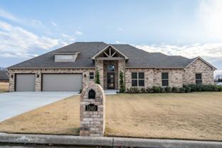 1340 E Teresa Ave - Photo 1 of 1