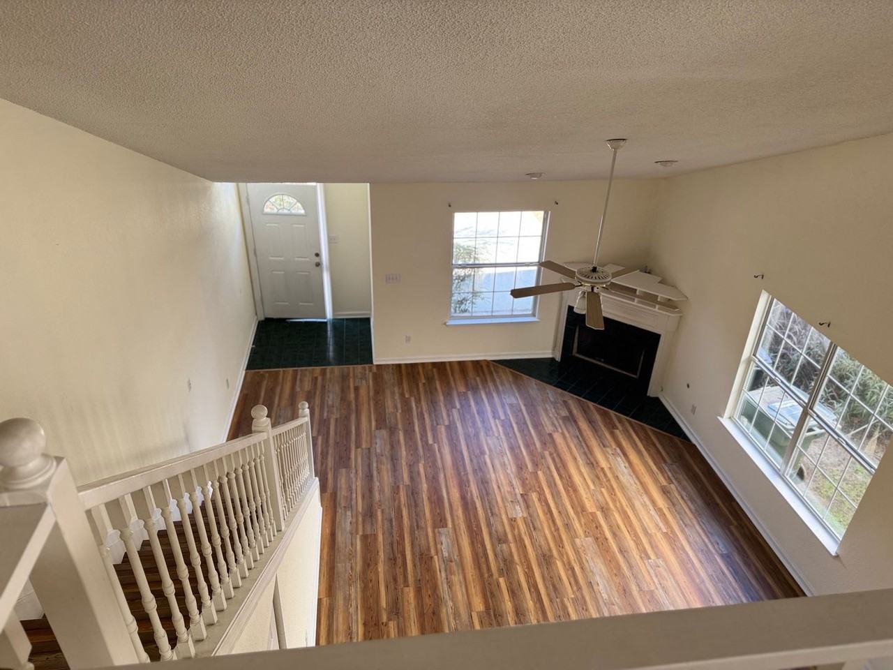 2511 Golden Park Ln - Photo 3 of 13