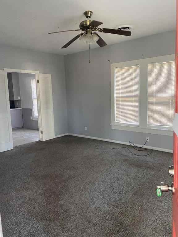 1106 Waco St - Photo 2 of 8