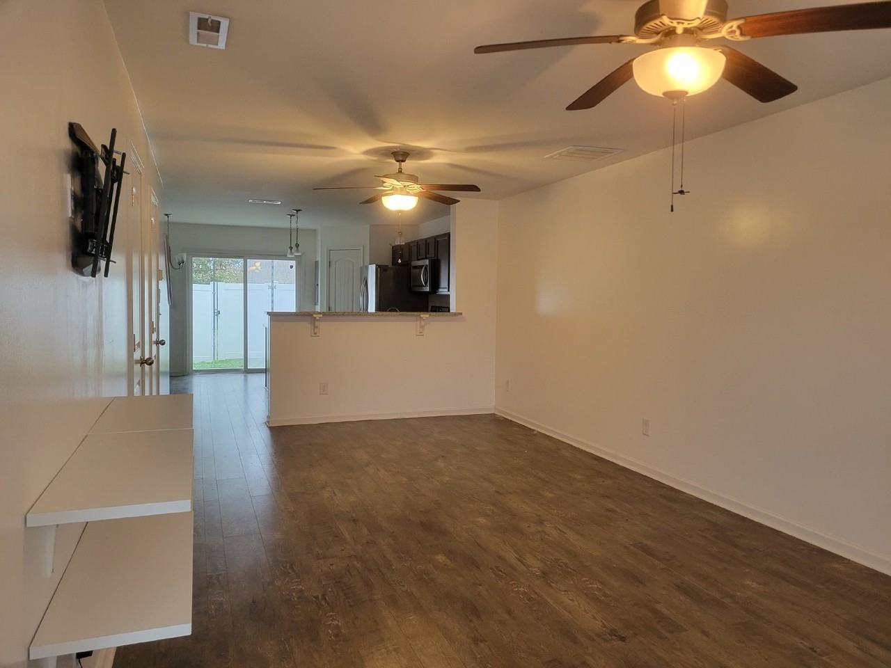 202 Cobblestone Place Dr - Photo 3 of 16