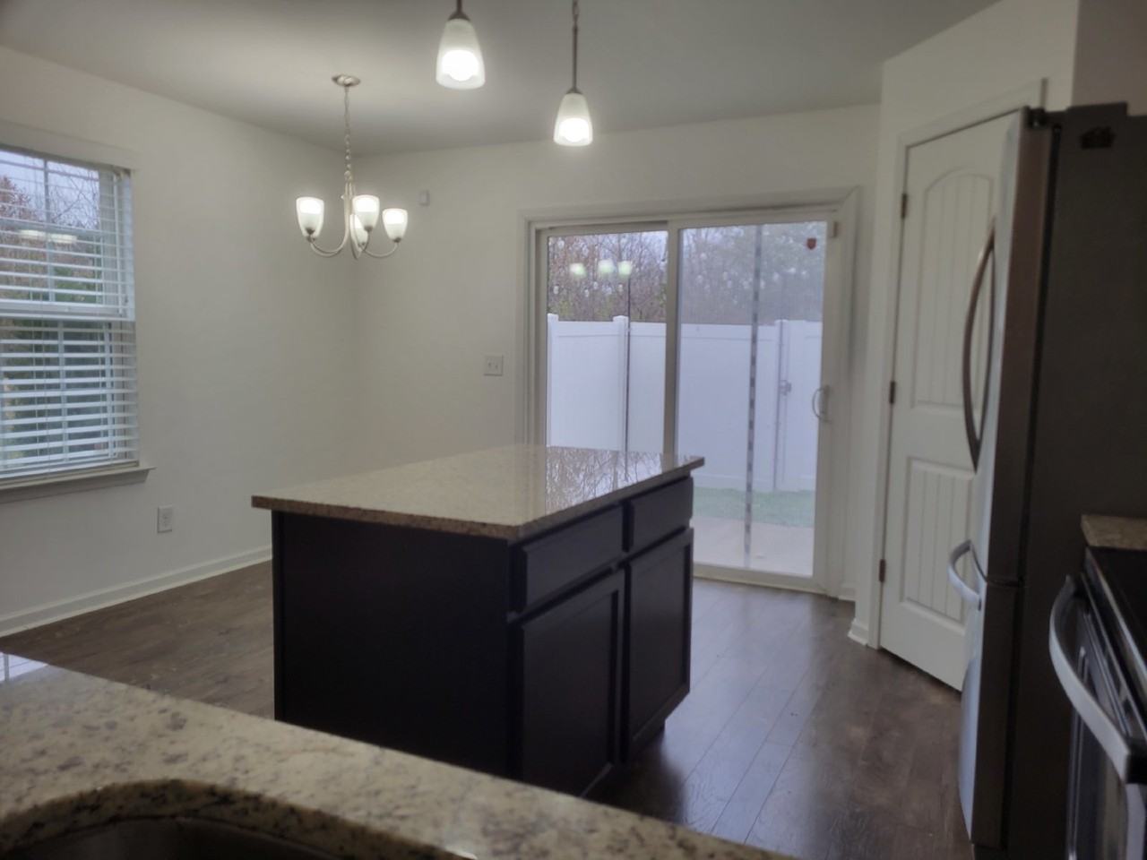 202 Cobblestone Place Dr - Photo 7 of 17