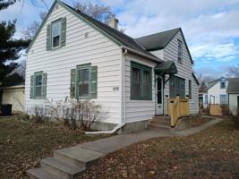 featured image of 3320 E 31st St