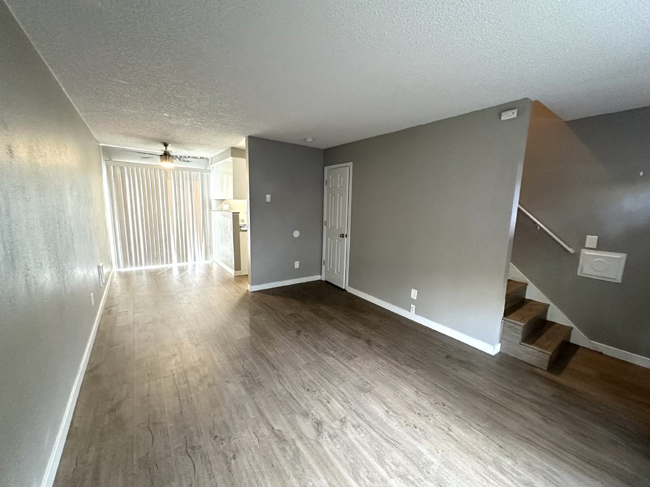 3010 Kauffman Ave #B - Photo 7 of 14