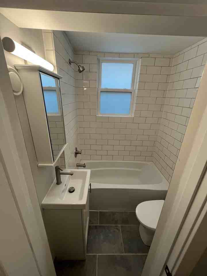 1136 S 31st St #4 - Photo 2 of 12
