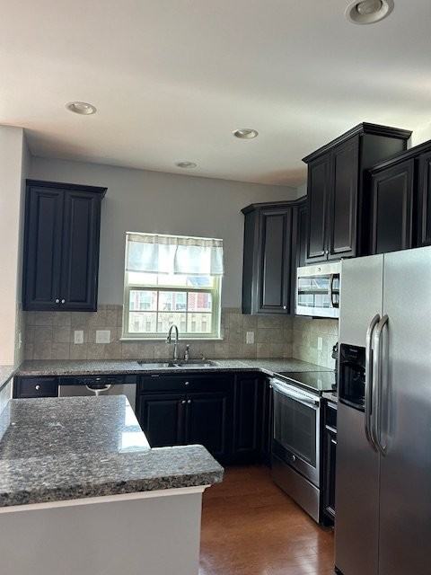 428 Christiane Way - Photo 3 of 16