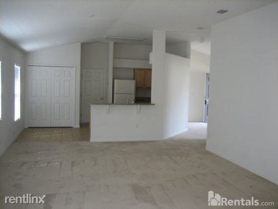 25820 Crippen Dr - Photo 3 of 4