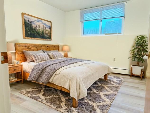 Large 1 Bedroom Apartment in Rocky Mountain House! - Photo 3 of 6