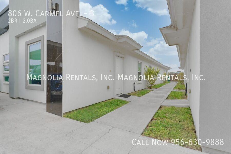 806 W Carmel Ave #3 - Photo 2 of 15