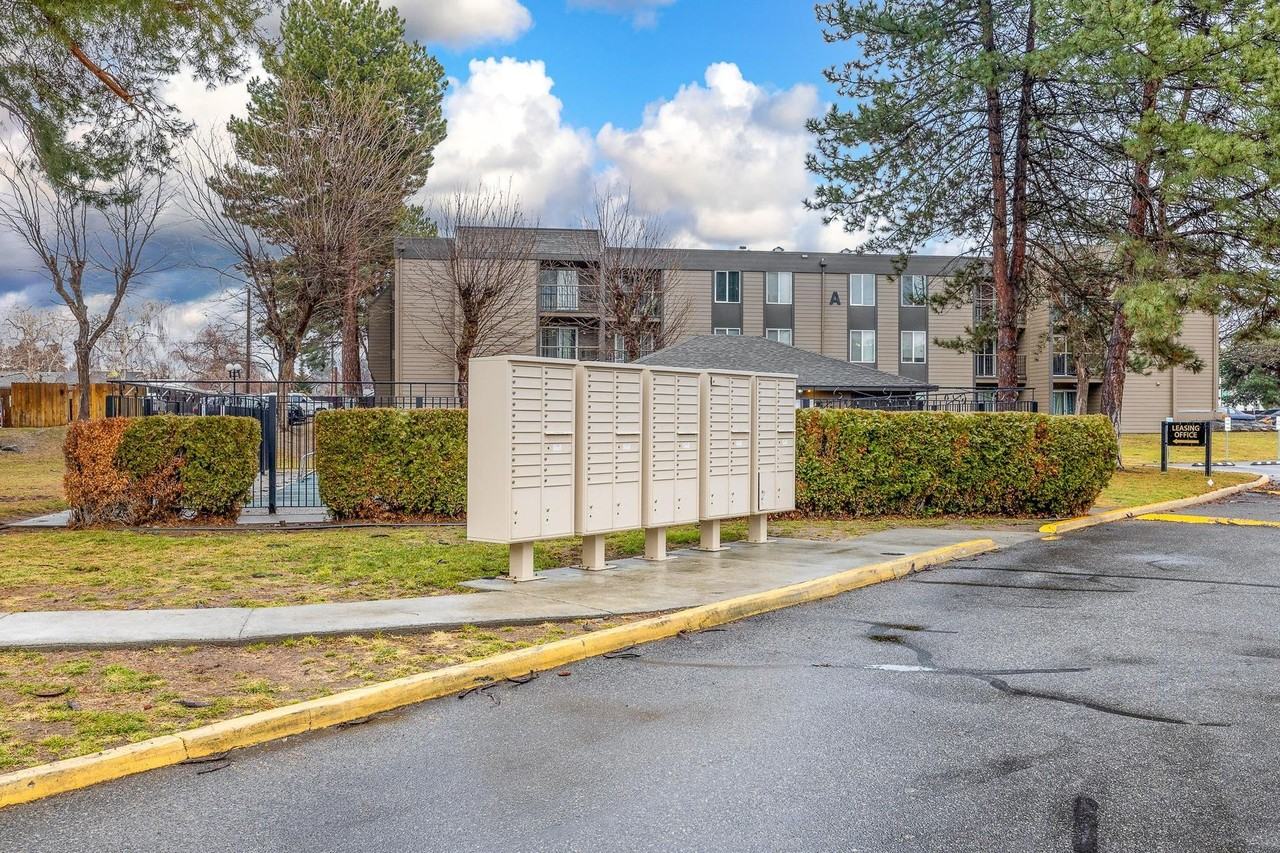 Cedar North In Richland WA - Photo 6 of 50