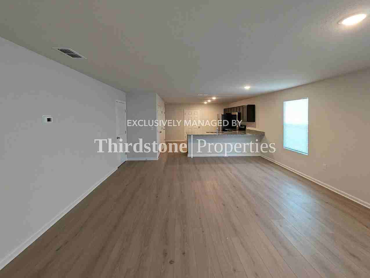 5407 Potomac Ave - Photo 4 of 24