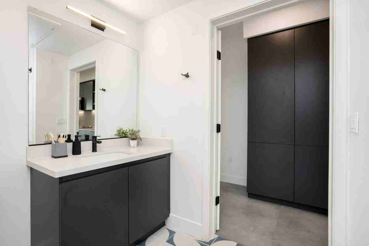 Bradley 43 - Photo 7 of 50