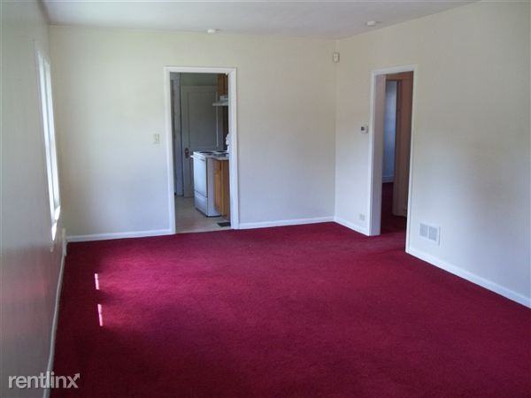 1127 N Martin Luther King Jr Blvd - Photo 3 of 9