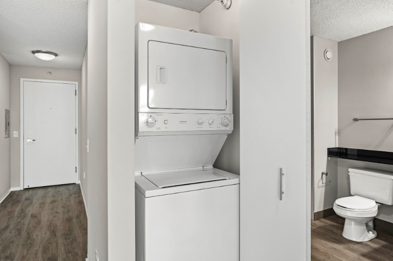 179 N Jefferson St - Photo 7 of 14