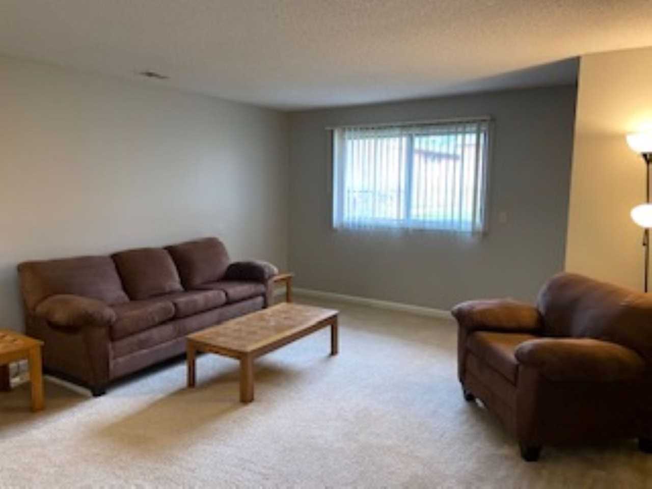 072-Michigan East - Photo 4 of 47