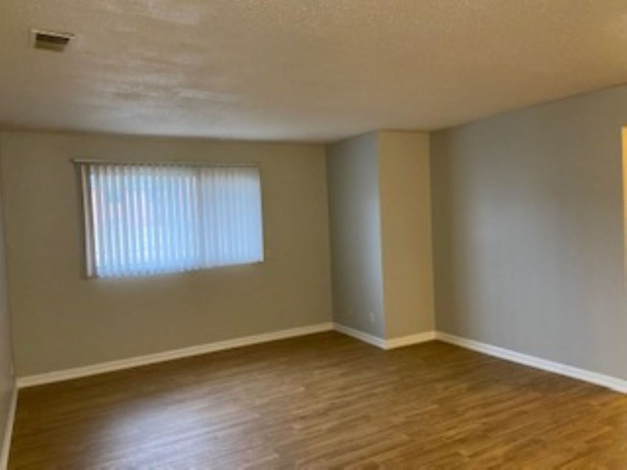 072-Michigan East - Photo 7 of 47