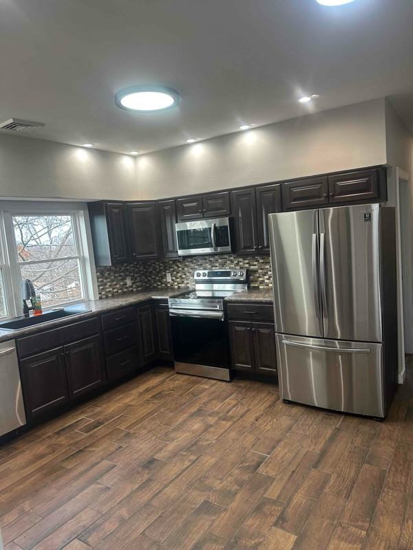 2201 Ash St #TOP - Photo 3 of 15