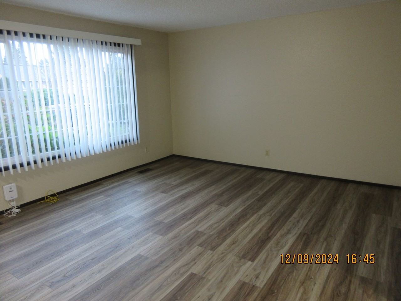 3020 Brenna Ave Ne - Photo 2 of 13