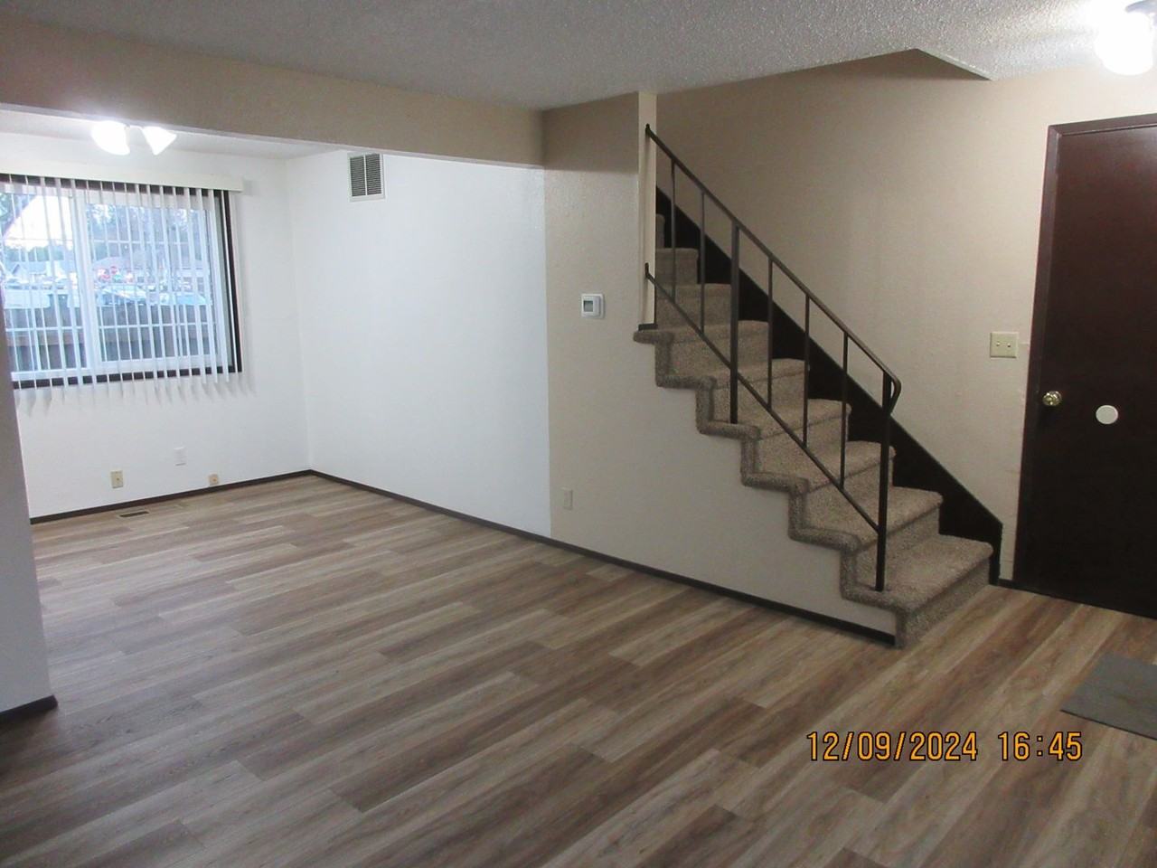 3020 Brenna Ave Ne - Photo 3 of 13