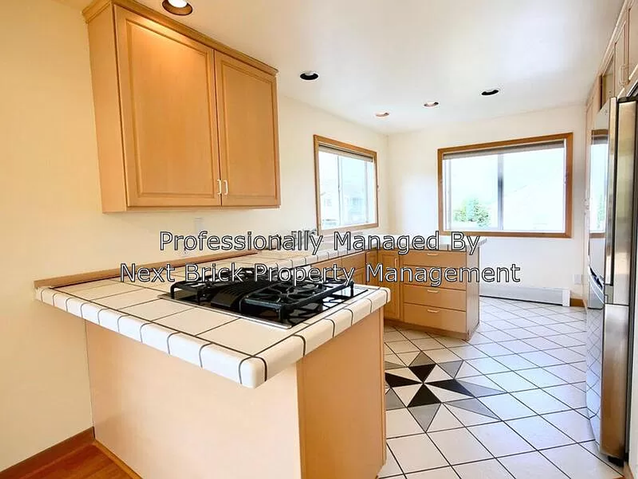 2618 Marine Ave Sw - Photo 3 of 23