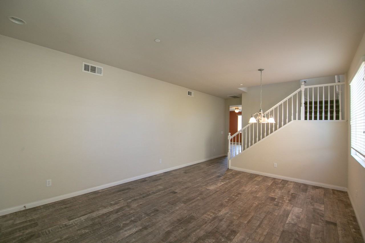 3443 Arborview Dr - Photo 2 of 35