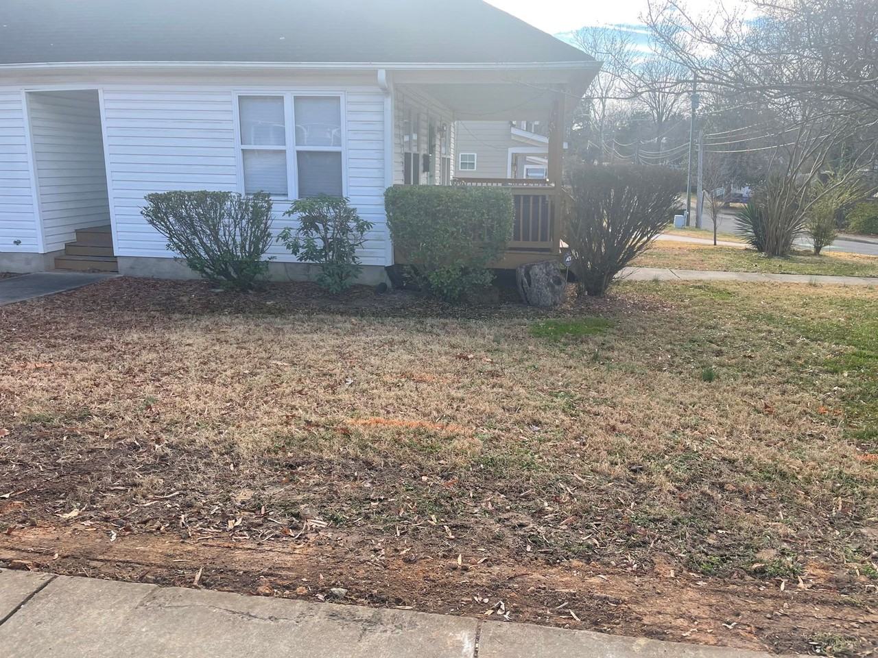 606 Church St - Photo 5 of 8
