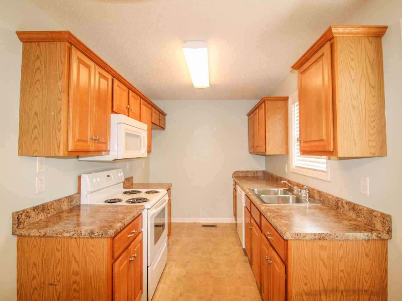 403 Butterfly Cir - Photo 7 of 27