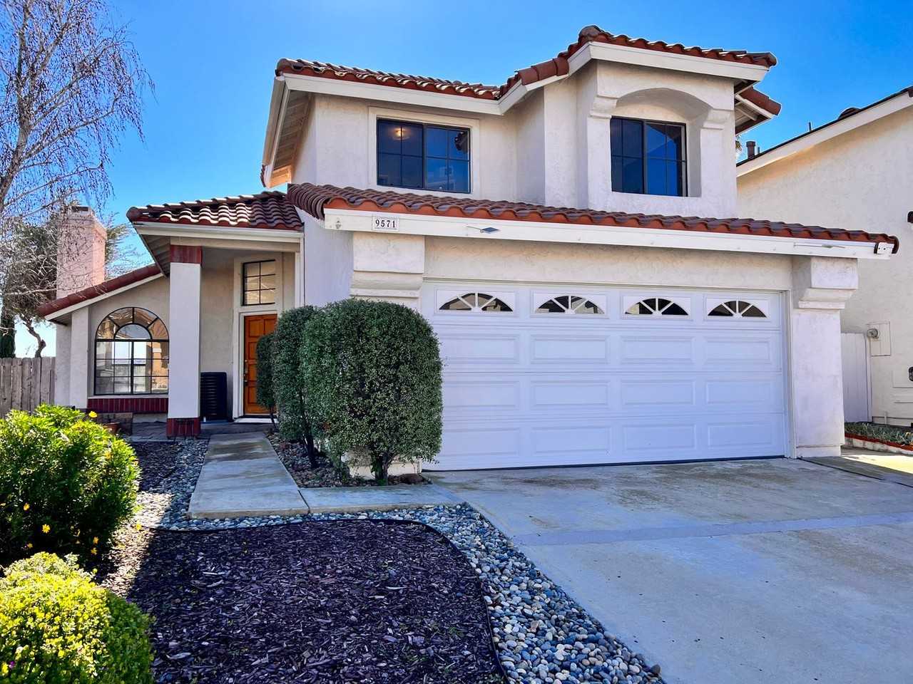 9571 Pipilo St - Photo 2 of 21