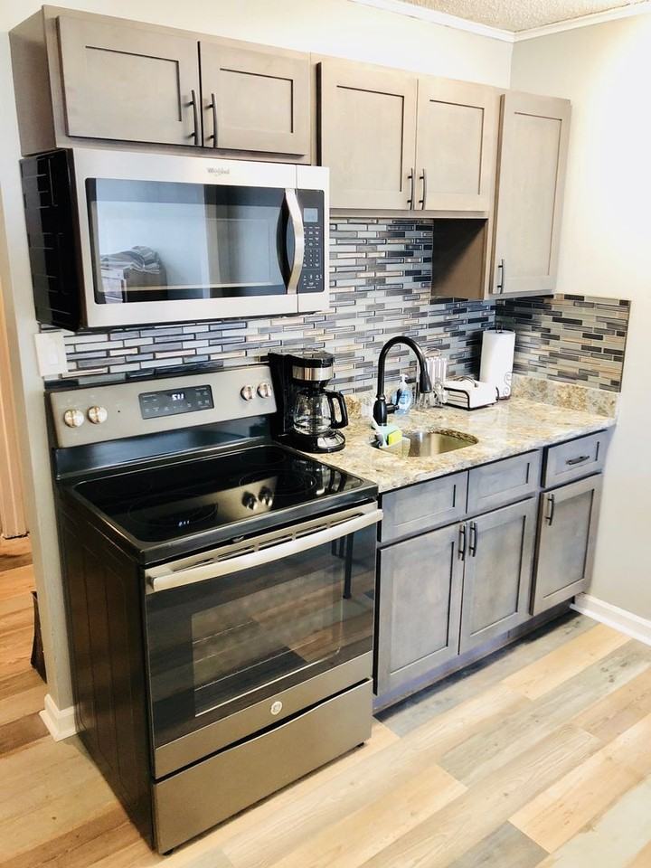 1700 Clinch Ave - Photo 2 of 16