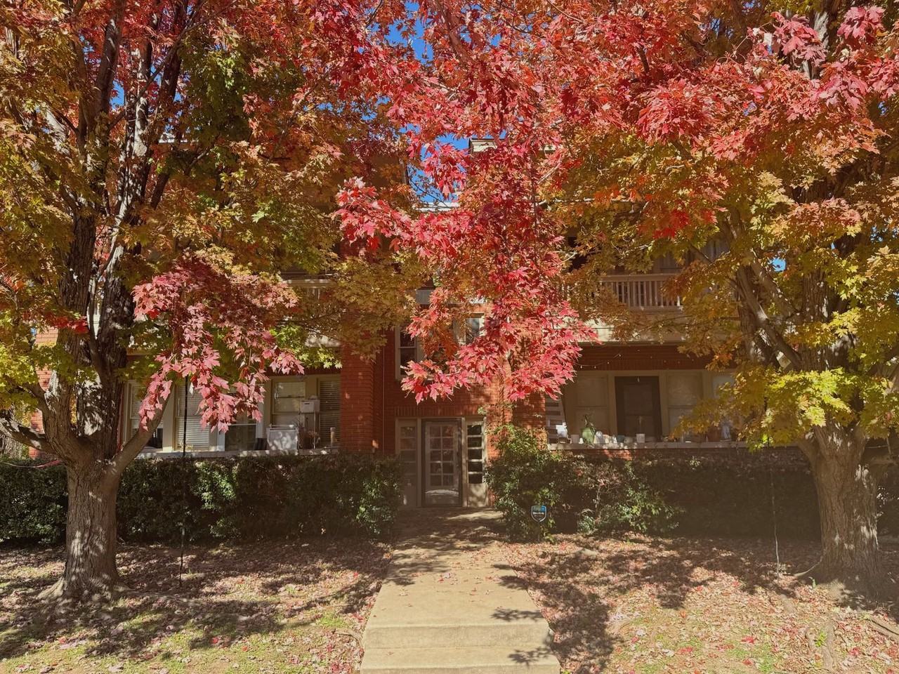 137 1/2 Nw 17th St - Photo 3 of 17