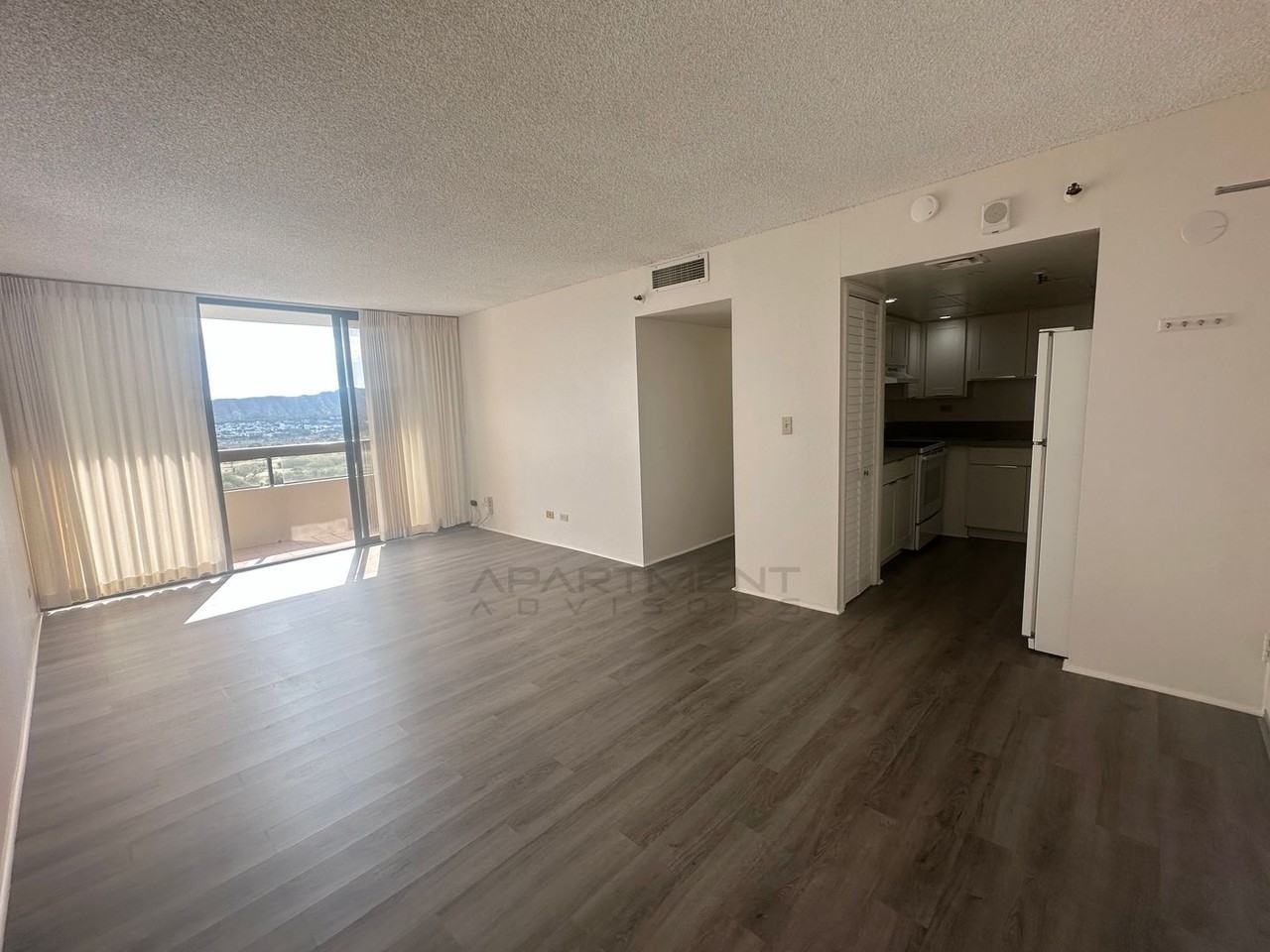 2499 Kapiolani Blvd #1907 - Photo 5 of 19