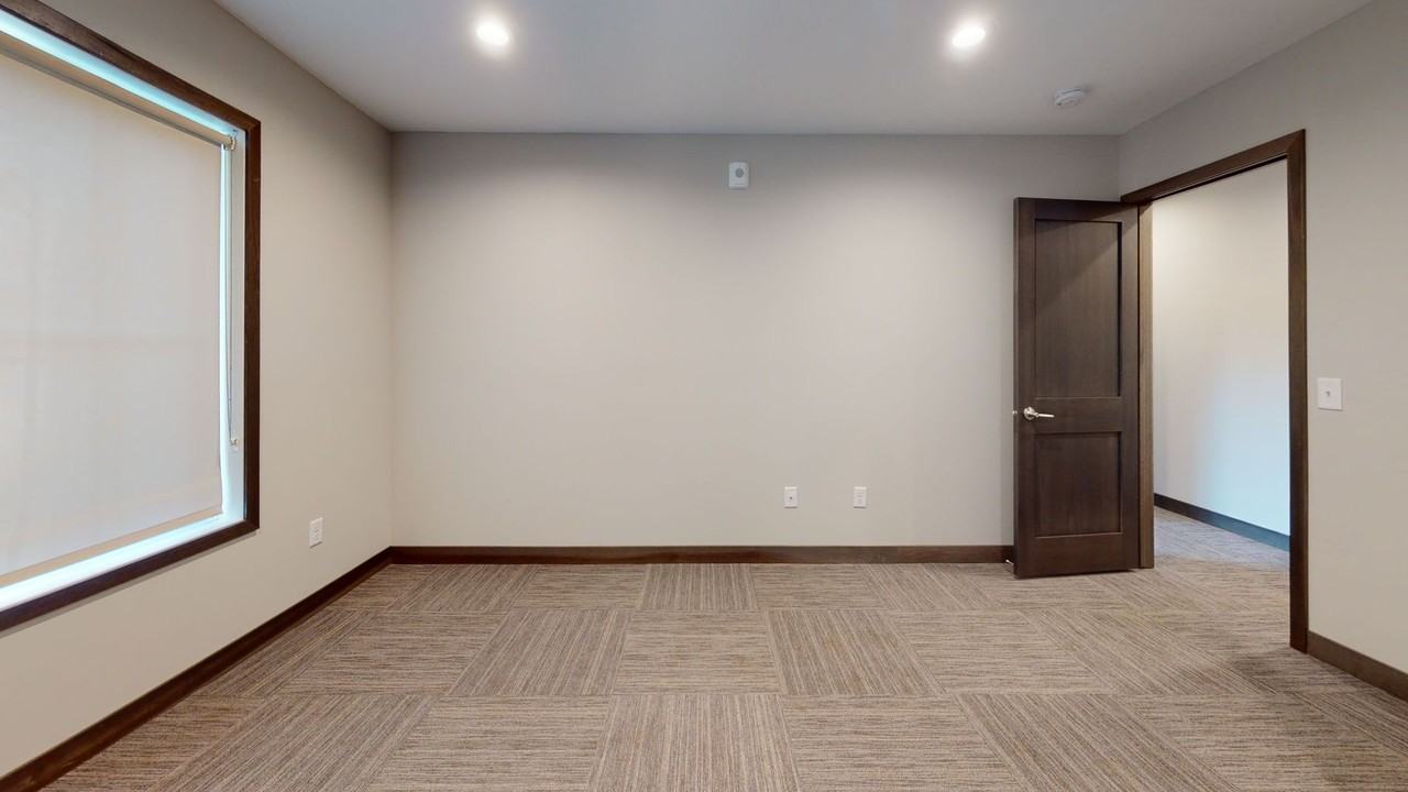 1125 Southeast 8th Street #2 - Photo 7 of 8