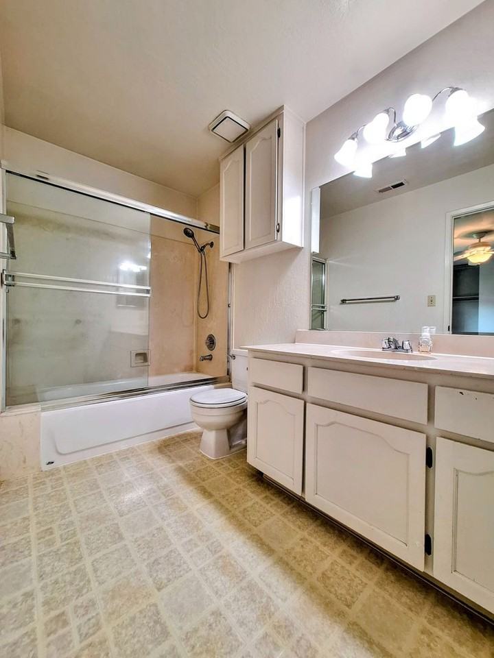 79 Shelley Ave - Photo 5 of 38