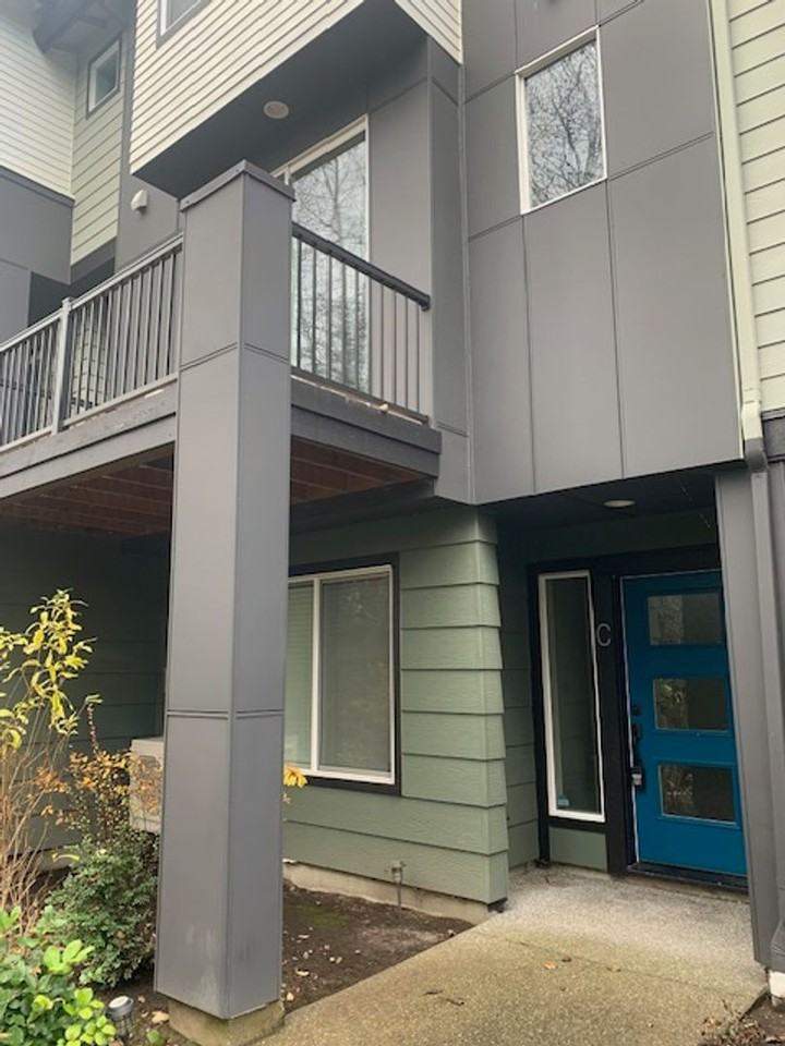 630 238th Pl Se #C - Photo 2 of 26