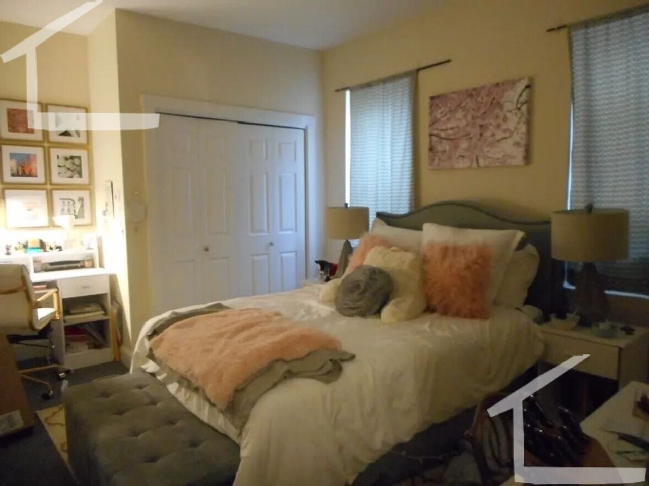 842 Beacon St - Photo 2 of 4