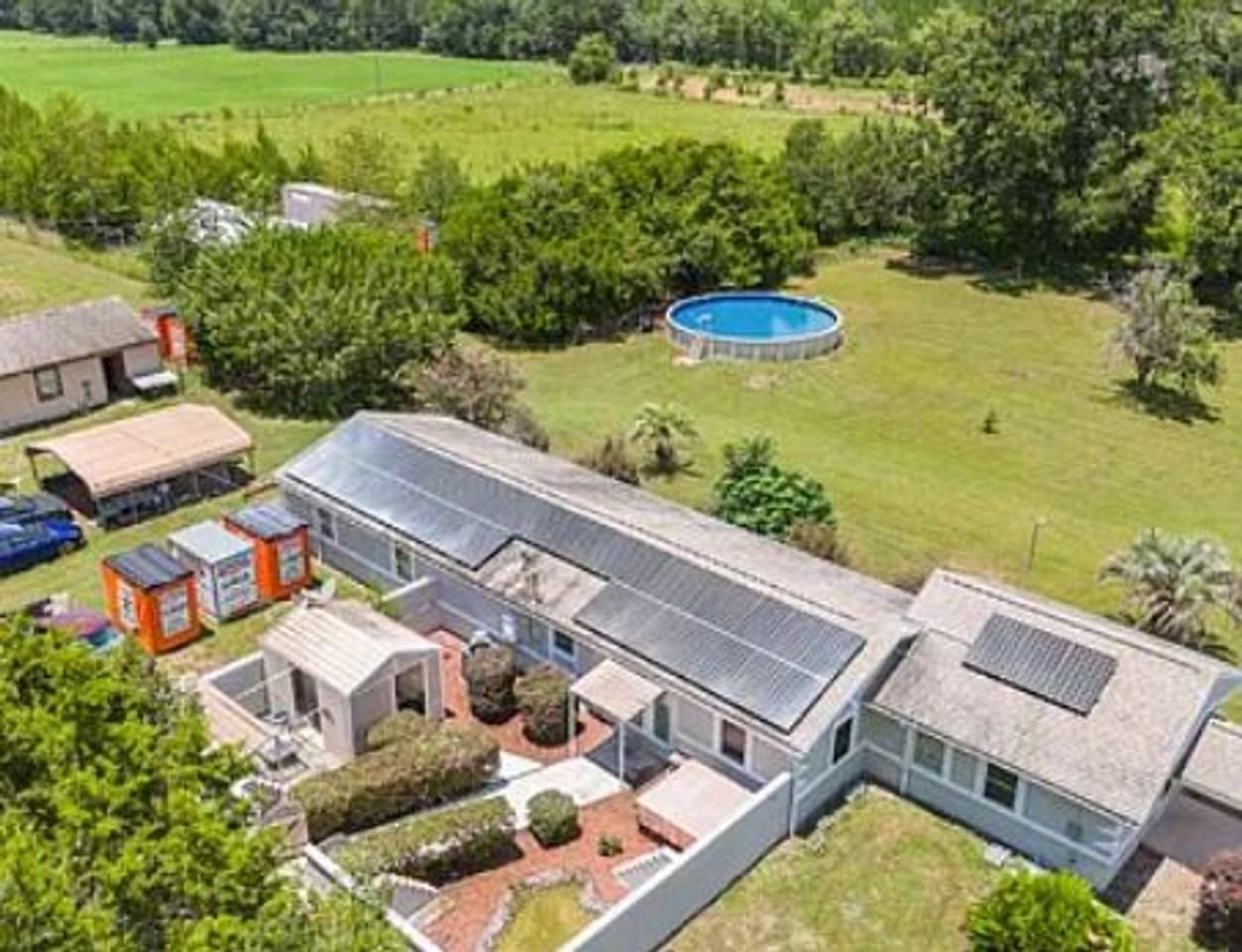 2192 Sw Nautilus Rd - Photo 2 of 32