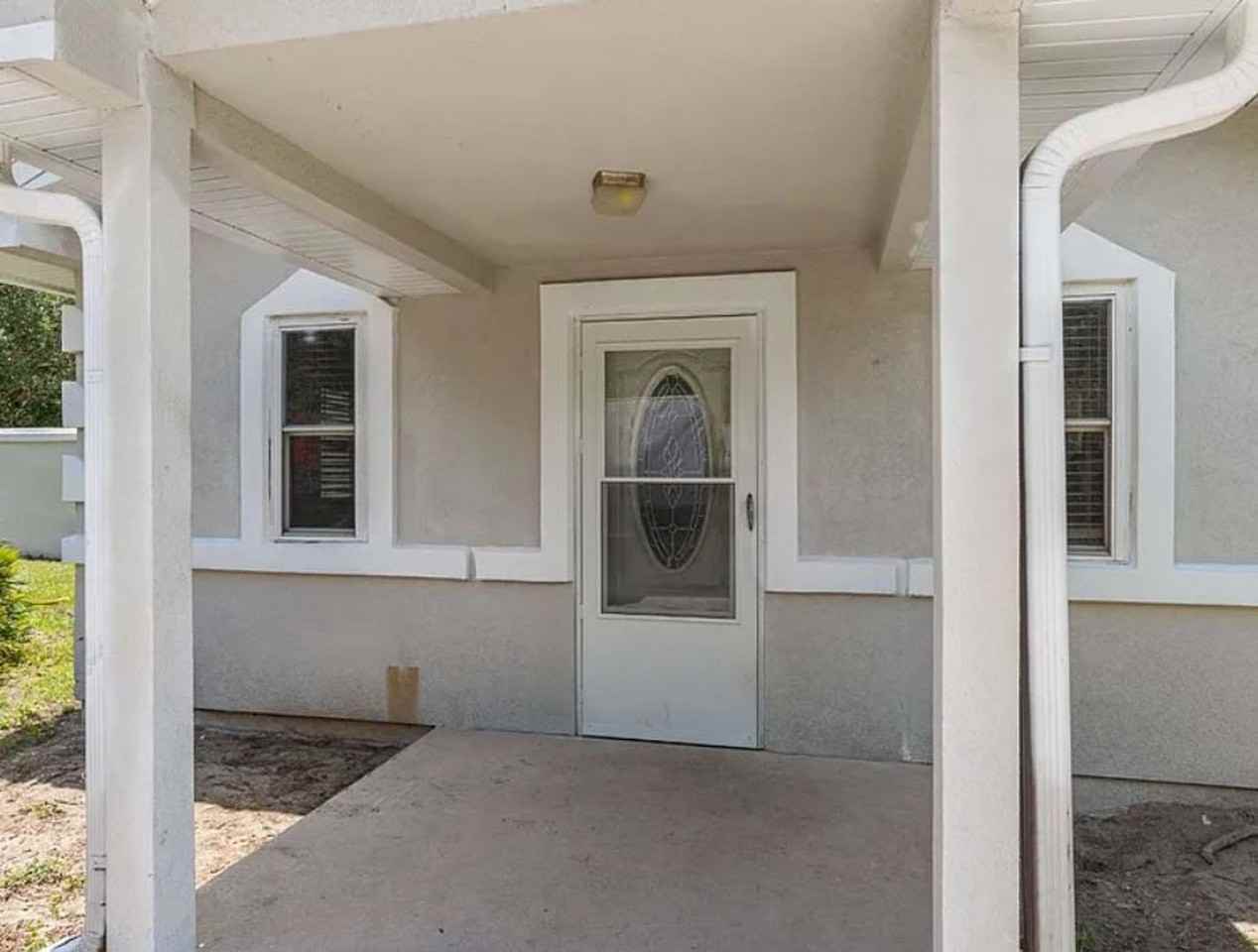 2192 Sw Nautilus Rd - Photo 3 of 32