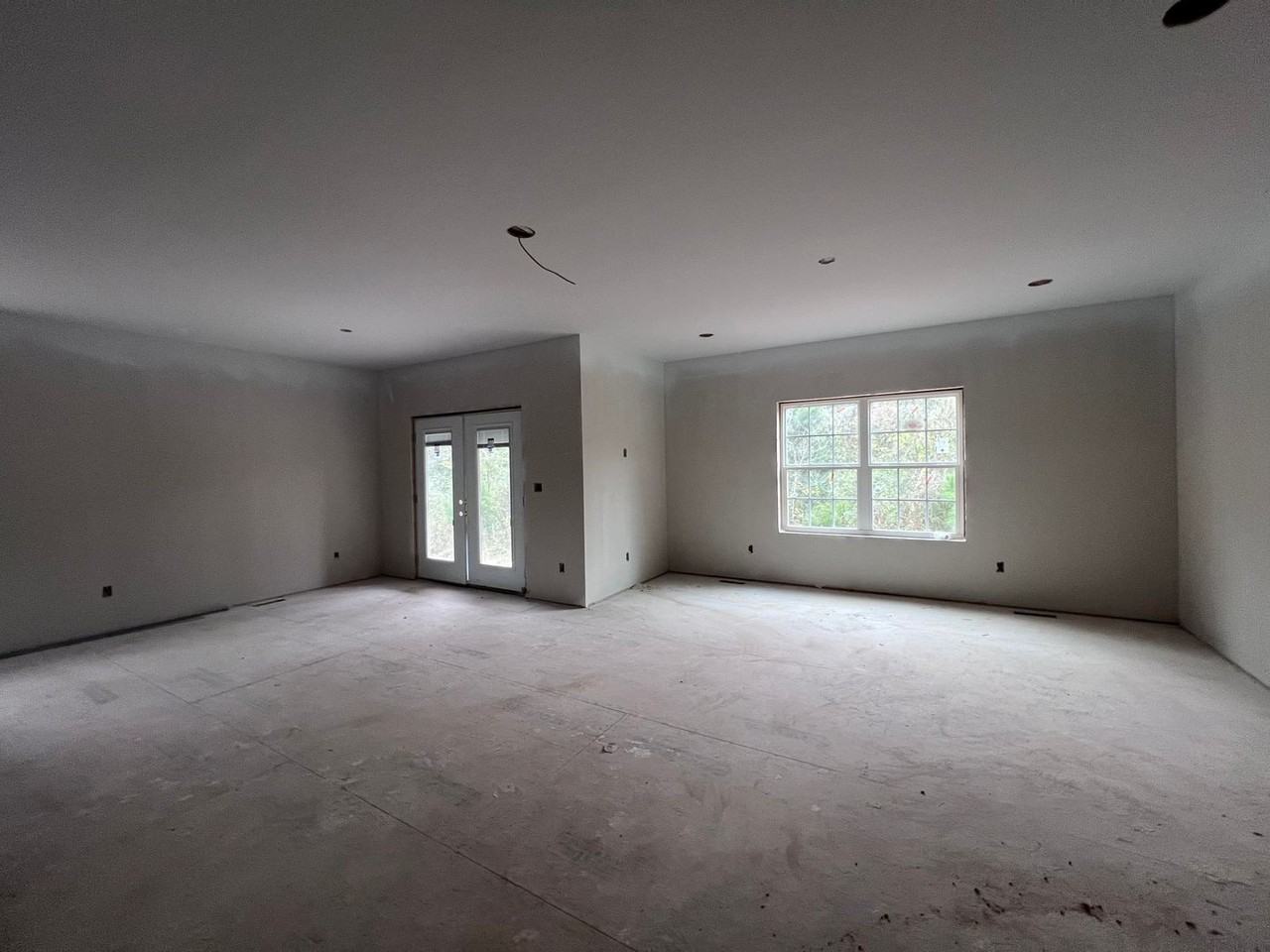 104 Ward Way - Photo 3 of 4