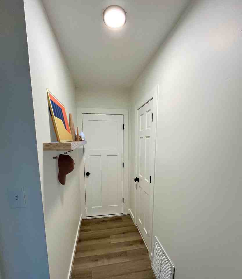 608 E Bridge St - Photo 5 of 11