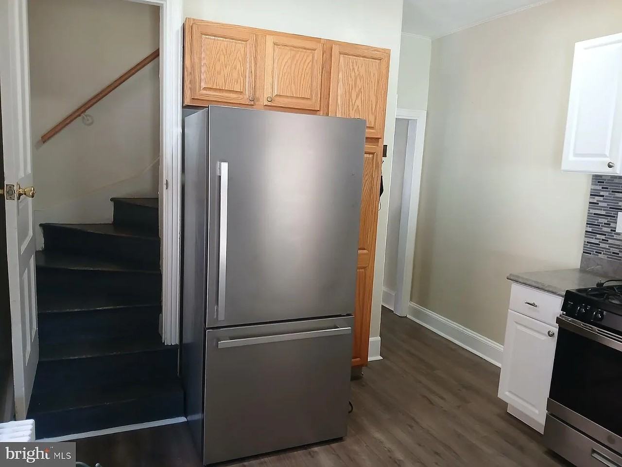 520 E 10th St #NA - Photo 2 of 14