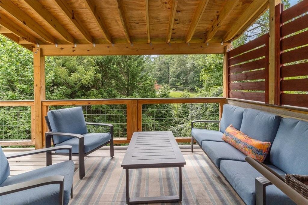 7 Lillie Farm Ln - Photo 3 of 15