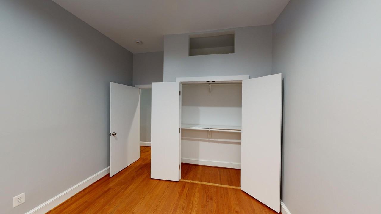 1312 Park Rd Nw #1 - Photo 3 of 13