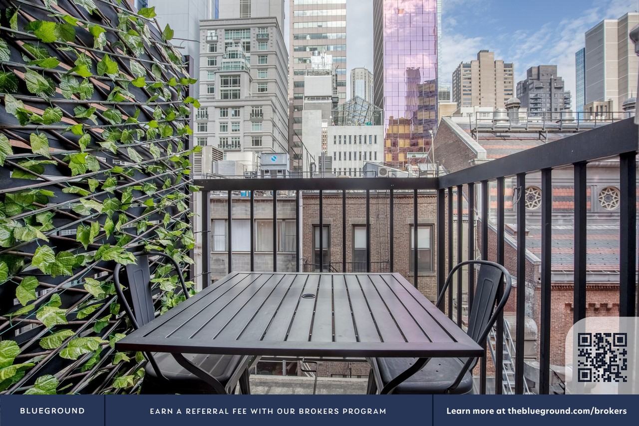 123 East 54th Street - Photo 4 of 23