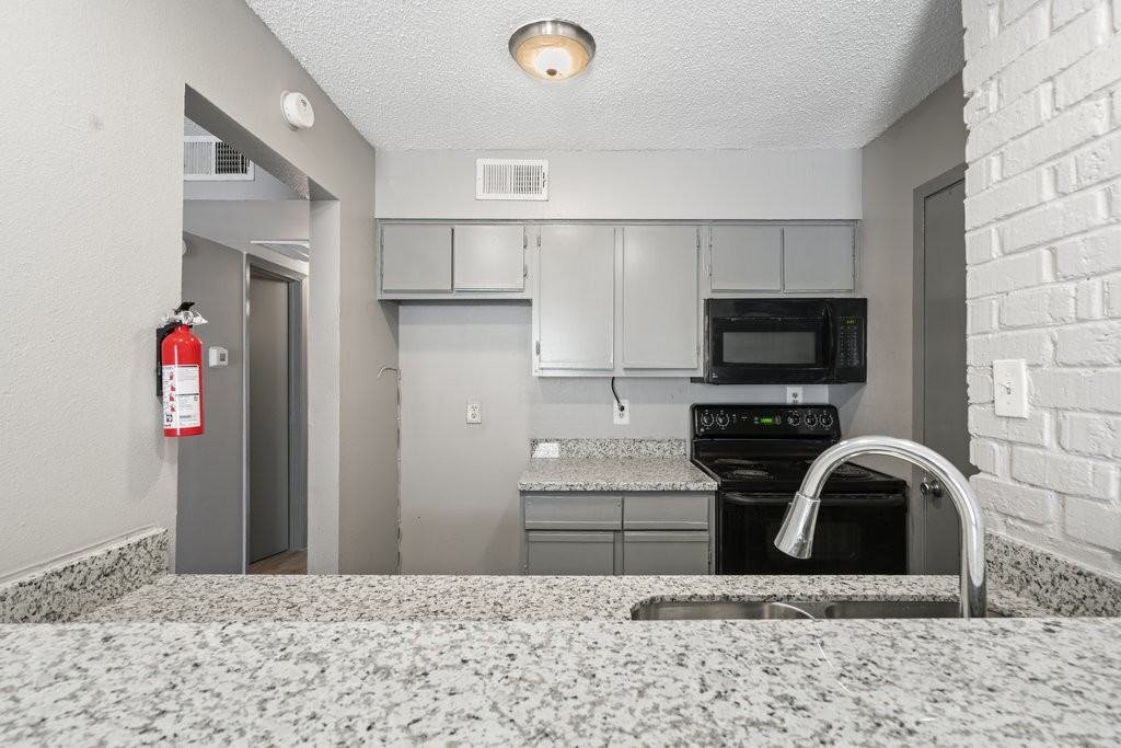 610 Ferry Road - Photo 5 of 50