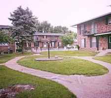 featured image of 1052 Teson Rd