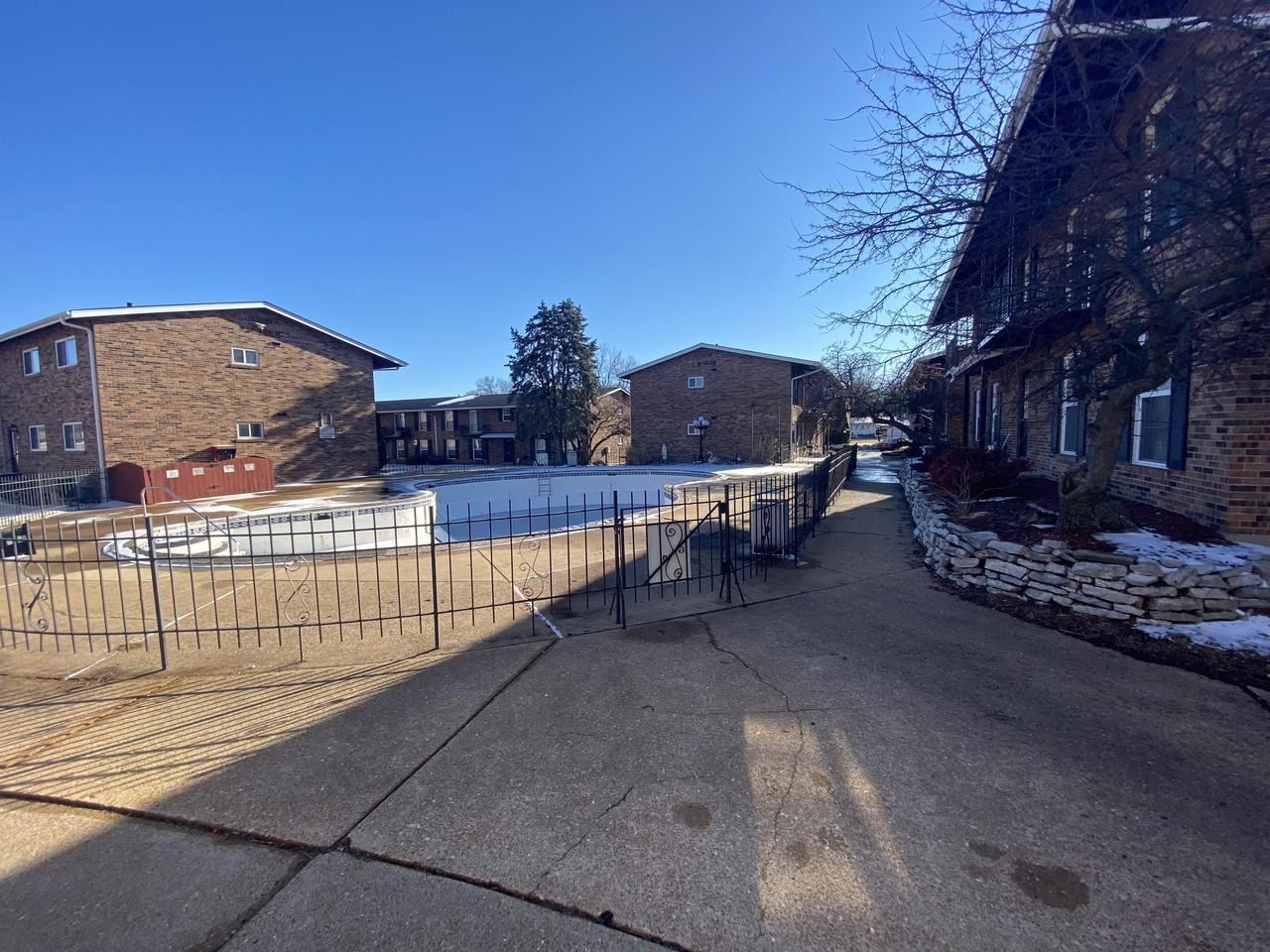 Chez Orleans - Photo 3 of 18