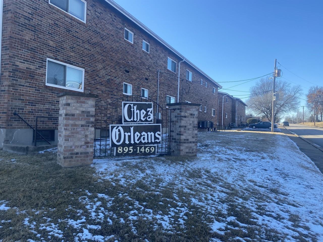 Chez Orleans - Photo 4 of 18