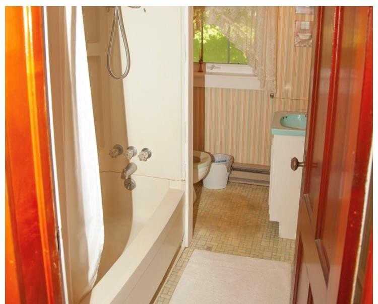 16901 49 Apt.#B, Waln St - Photo 7 of 8