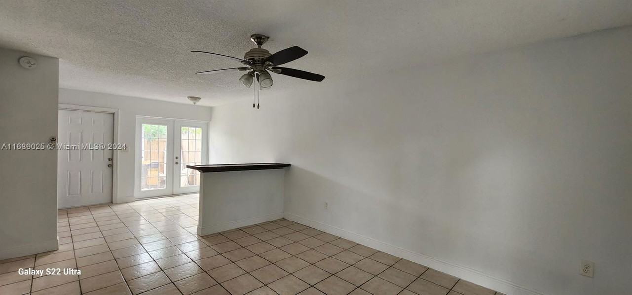 11321 Sw 65th St - Photo 3 of 8