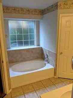 8324 Aspen Hills Dr - Photo 7 of 11