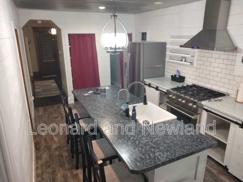 1408 Stewart Ave - Photo 2 of 13